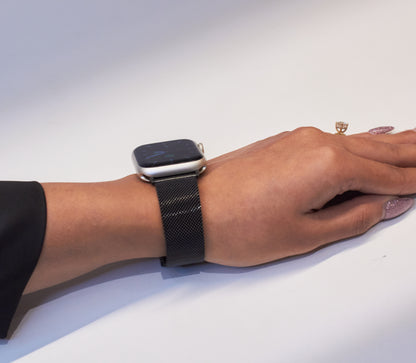 Apple watch HALF MAGNETIC STRAP