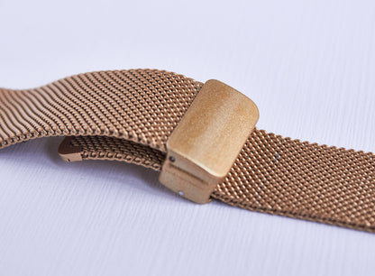 Apple watch HALF MAGNETIC STRAP